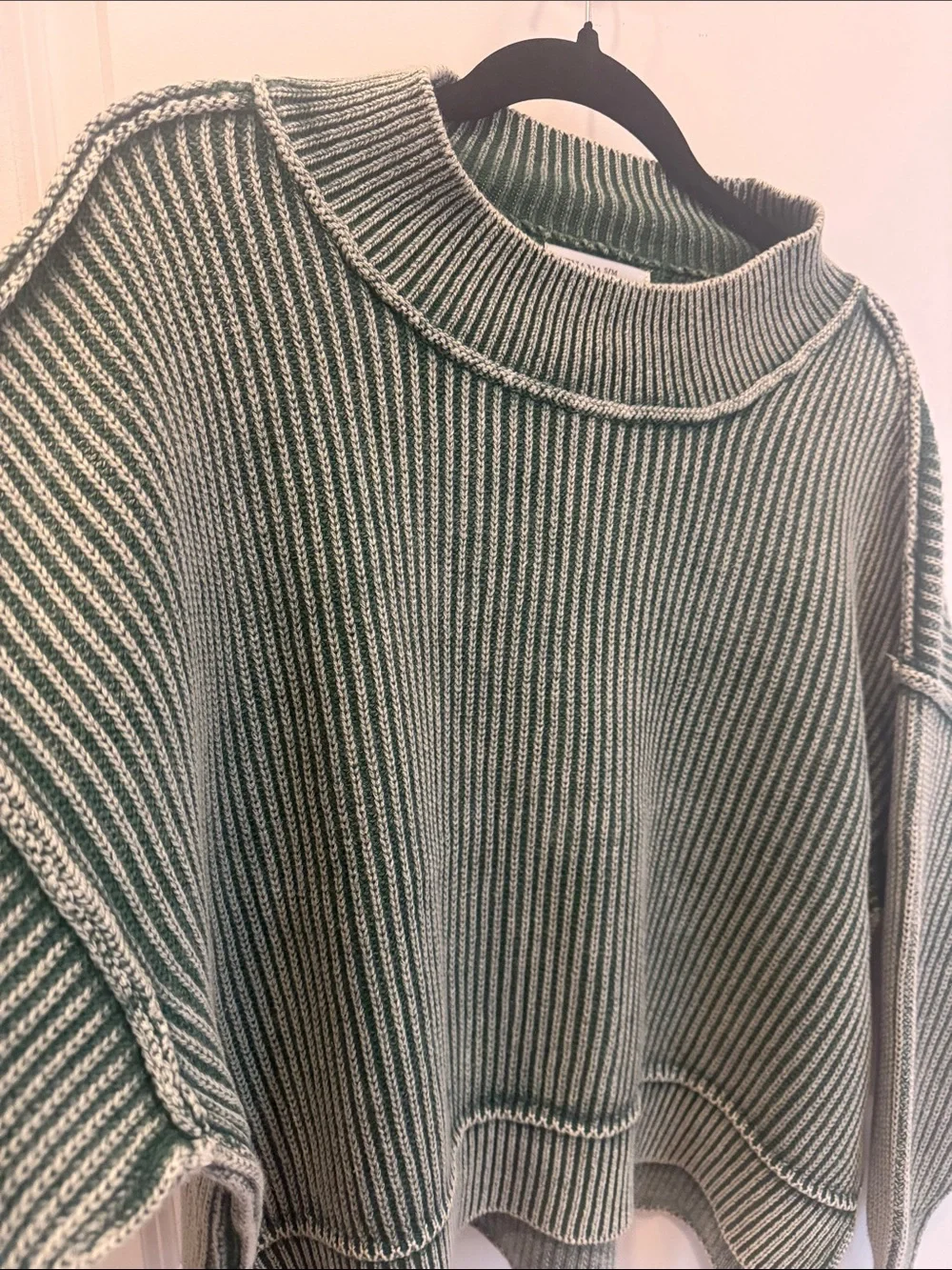 ZENANA Ribbed Green Crewneck Women's Sweater S/M